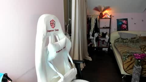 nika online show from January 12, 2:56 am