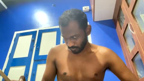 Snapshot of singletamilblackboy chatting on February 5, 8:46 pm singletamilblackboy online show from February 5, 8:46 pm