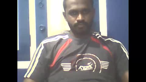 Snapshot of singletamilblackboy chatting on January 26, 5:23 pm singletamilblackboy online show from January 26, 5:23 pm