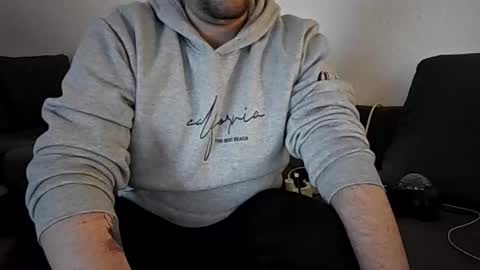 sinned09 online show from April 3, 11:55 pm