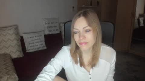 sirenasilk online show from February 23, 3:31 am