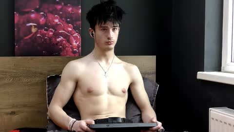 SirReedy online show from February 5, 9:57 am