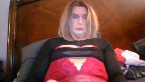 wants to suck cock online show from March 16, 2:15 am