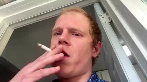 sissybtchboi online show from May 5, 10:15 pm