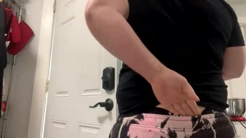 sissybtchboi online show from May 10, 8:59 pm