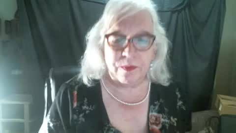 Sissy Diane online show from March 1, 12:39 am