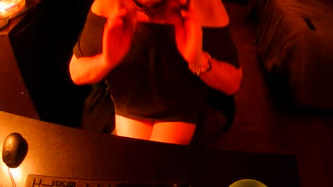 red online show from October 23, 11:05 pm