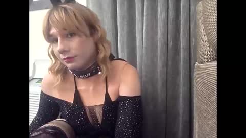 sissywhiteb online show from May 16, 10:36 am