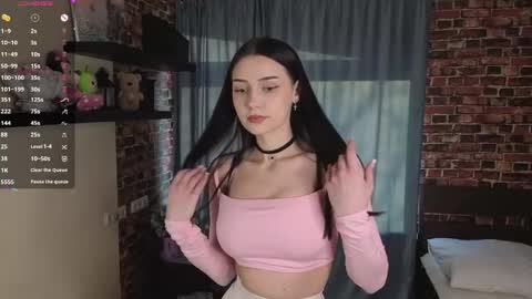 Lilly online show from March 28, 12:06 pm