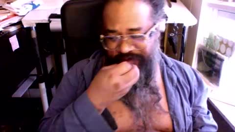 siyah_sakal online show from January 25, 9:46 pm