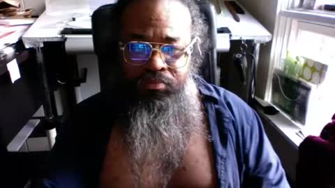 siyah_sakal online show from December 18, 1:34 pm