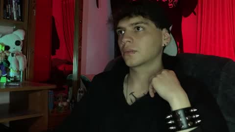  Zack  independent model   online show from April 28, 8:07 am