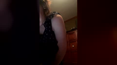 skaterbate222 online show from May 15, 1:36 am