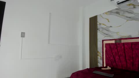 skaylar_95_mylove online show from October 1, 3:27 am