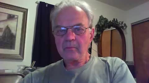 skeeeziks online show from May 6, 2:39 am