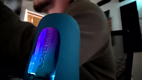 skimaskcouple89108 online show from April 17, 3:25 pm