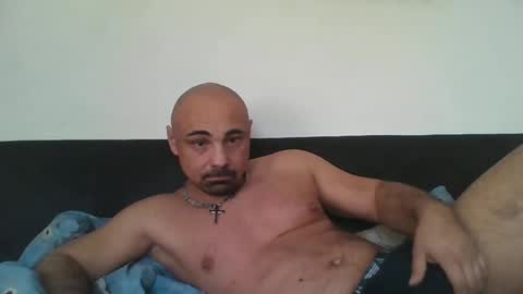skinboys online show from January 5, 12:31 pm