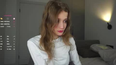 Emily online show from October 25, 5:24 pm