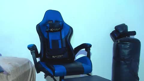 skinny marked online show from December 22, 1:23 am