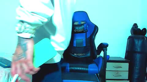 skinny marked online show from October 26, 3:51 am