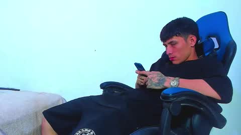 skinny marked online show from December 19, 11:44 pm