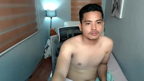 skinnyar online show from December 6, 12:44 pm