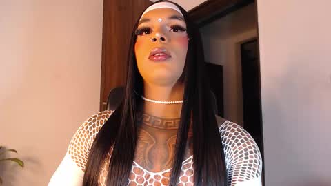 jesica online show from November 11, 6:59 am