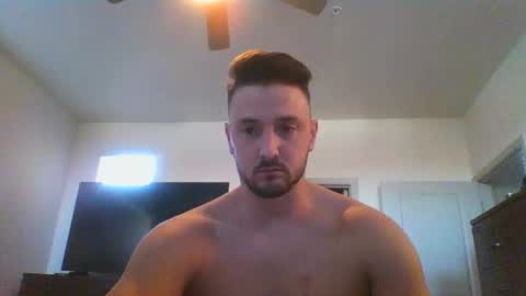 skinnyguylongdick1 online show from December 26, 11:24 pm