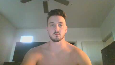 skinnyguylongdick1 online show from December 19, 12:13 am