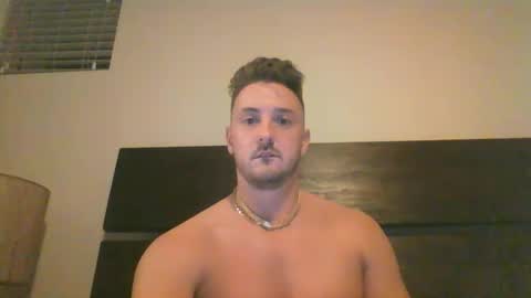 skinnyguylongdick1 online show from September 11, 2:35 am
