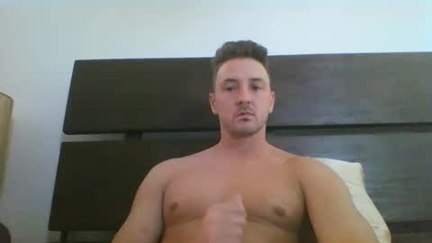 skinnyguylongdick1 online show from September 13, 5:48 pm
