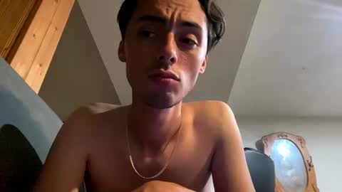 skinnylover420 online show from June 29, 5:37 am
