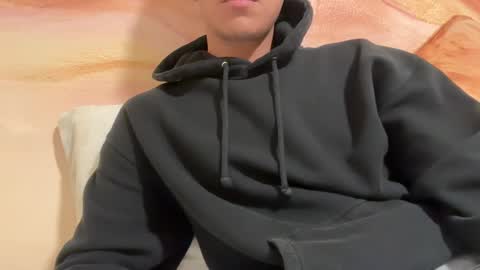 papi online show from October 4, 8:45 am