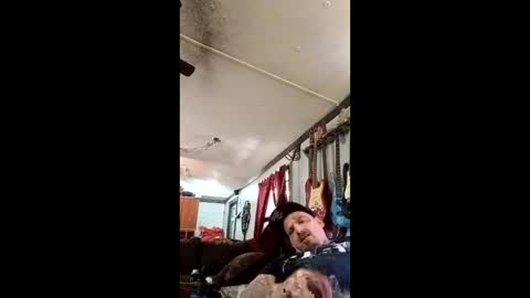 Skinz038 online show from April 15, 3:04 pm