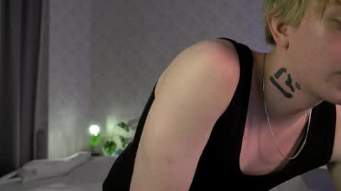 Dian online show from May 9, 2:01 pm