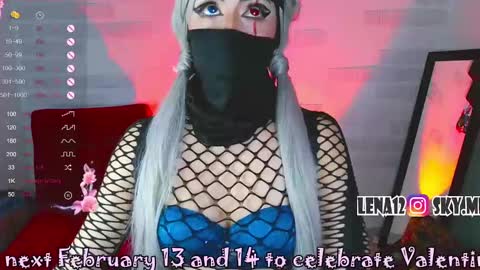 Snapshot of sky_girl1 chatting on February 8, 7:37 am Mile online show from February 8, 7:37 am