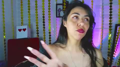 Snapshot of sky_girl1 chatting on March 9, 12:53 am Mile online show from March 9, 12:53 am