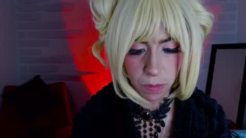 Snapshot of sky_girl1 chatting on January 8, 6:52 am Mile online show from January 8, 6:52 am