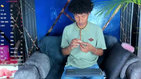 sky_walkerss online show from June 8, 6:20 pm
