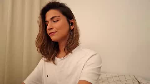 Vi online show from December 14, 8:31 am