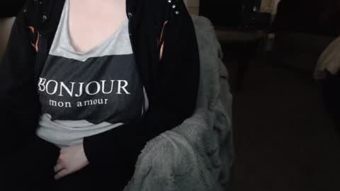 SKYLE   online show from March 27, 3:45 am