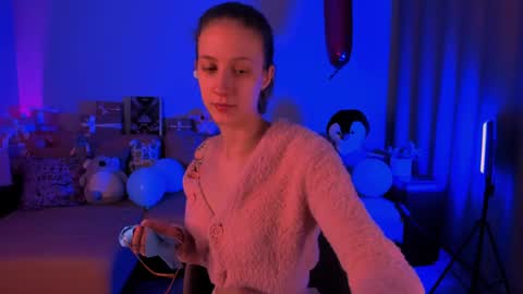    online show from December 3, 12:08 am