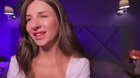 skylar426176 online show from April 1, 9:10 am