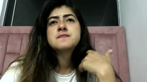 Skyler online show from December 1, 6:44 am