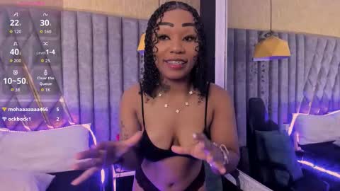 skylerbloom online show from February 26, 4:38 am