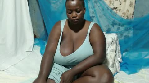 sheliah online show from April 17, 5:21 am