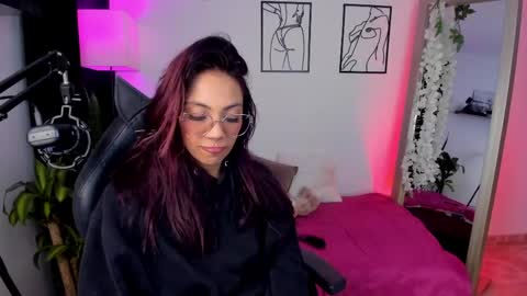 cielo     online show from June 5, 12:39 am