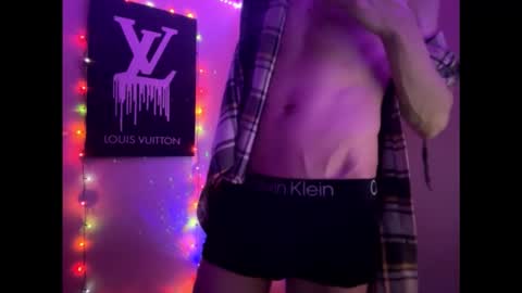 Slater online show from February 15, 7:51 am