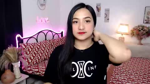 Snapshot of slave_amanda69 chatting on September 9, 6:02 am Queen Cyrine online show from September 9, 6:02 am