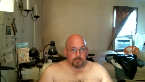 slavejim online show from May 16, 4:16 pm